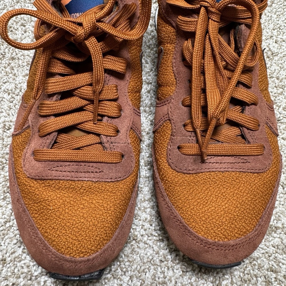 Nike Womens Size 7 Internationalist Mid‎ Suede Overlay Sneakers - Picture 4 of 14